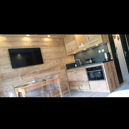 Apartamento Chaleureux Studio De Montagne Manigod